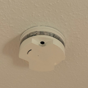 Rauchmelder an Decke