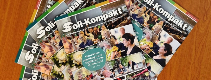 Ansicht von mehreren geh&auml;uften Mitgliederzeitungen